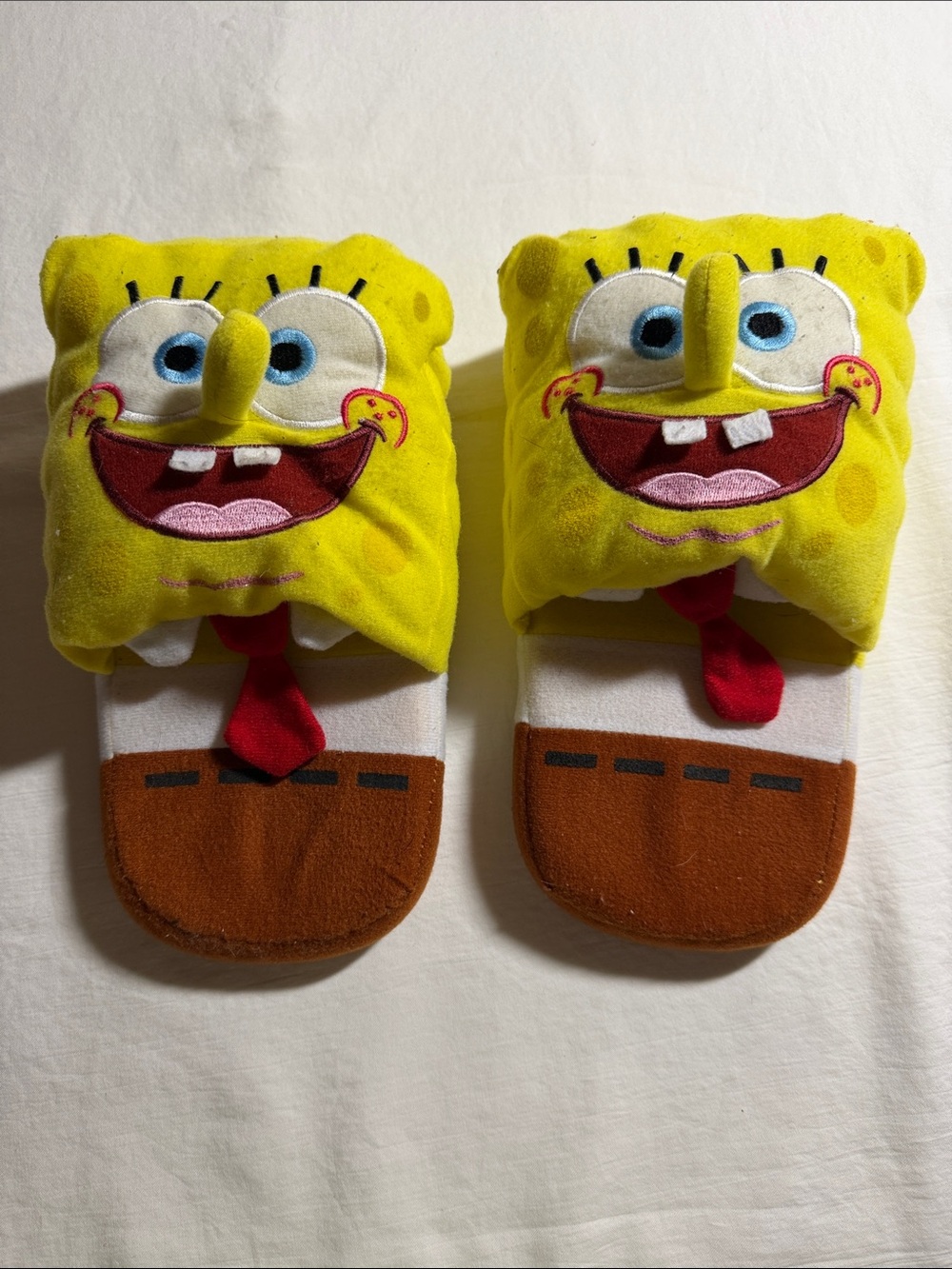 SpongeBob SquarePants Yellow Plush Kids Slippers with Brown Soles